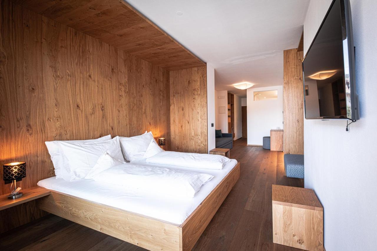 Hotel Gissbach Brunico Exterior photo
